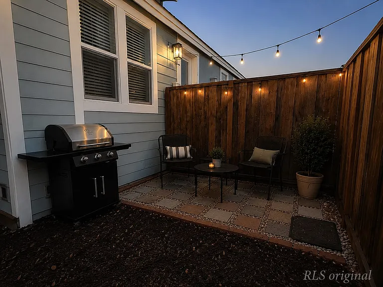 926 S Fremont St #B — Photo 2