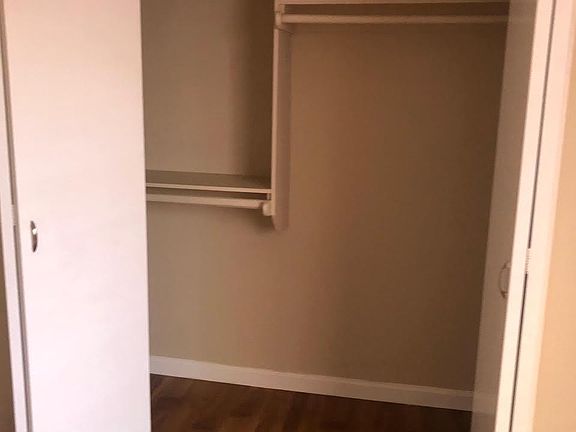5th image of 2258 Woodberry Ave APT A