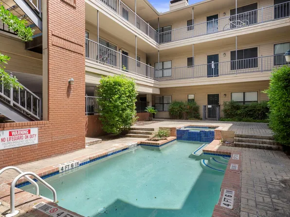106 E 30th St APT 303, Austin, TX 78705
