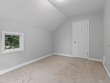 125 Grandview Ave — Photo 17
