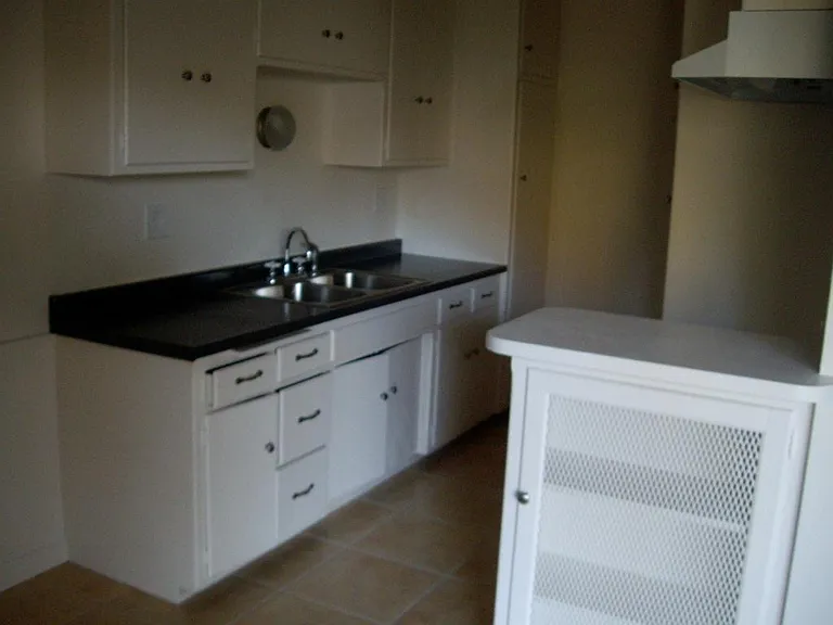 405 N Marengo Ave #9 — Photo 40