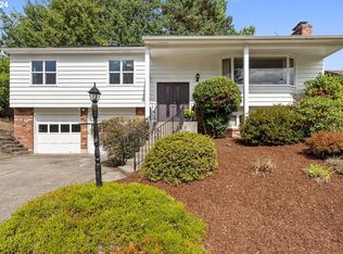 11555 SW Cardinal Ter, Beaverton, OR 97008