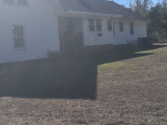 3rd image of 399 W Court St