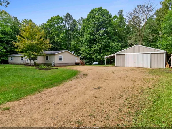 12206 Indian Ln, Gillett, WI 54124