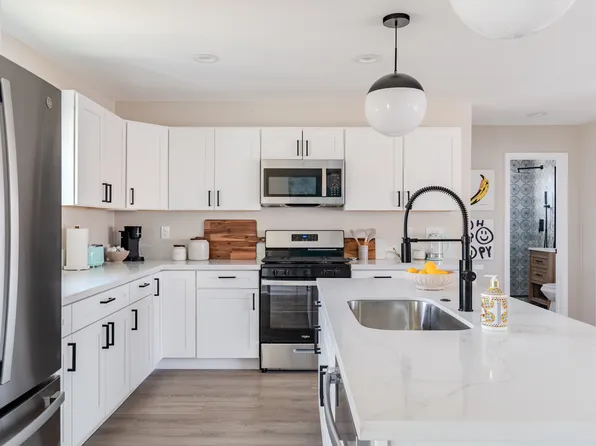 6407 Richard St, San Diego, CA 92115