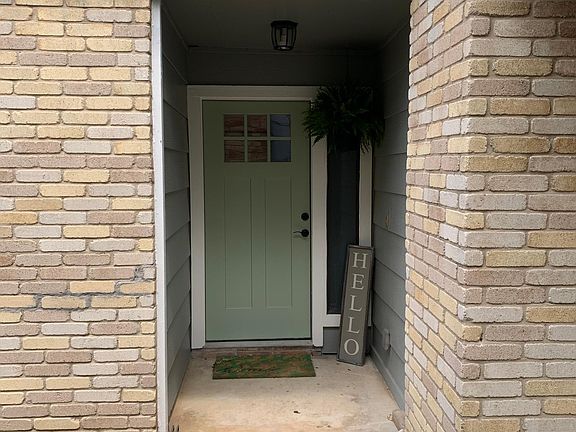 4th image of 12617 Woodbrace St