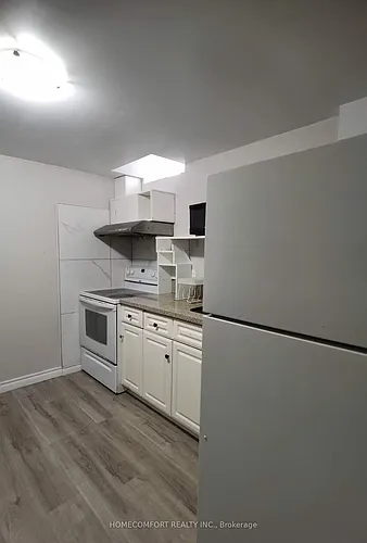 46 Homedale Dr Photo 1