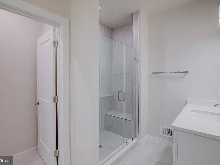 14138 Gypsum Loop — Photo 25