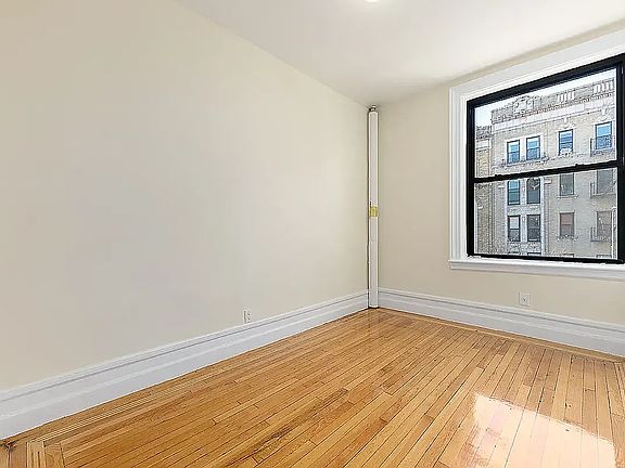 2nd image of 631 W 207th St #655