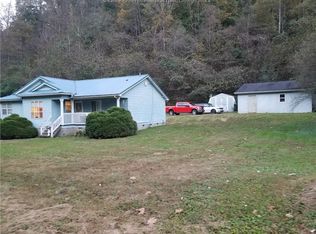 1135 Elkridge Rd, Powellton, WV 25161