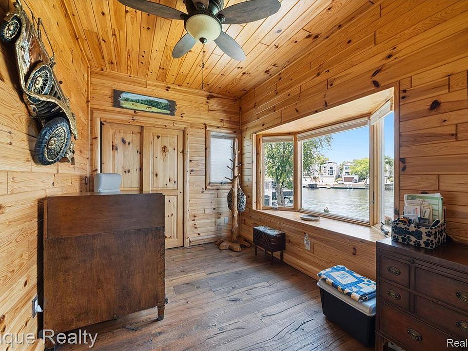 51 Crescent Ave, photo 23