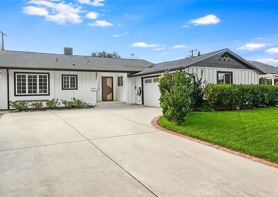 1st image of 7741 Variel Ave