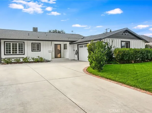 7741 Variel Ave, Canoga Park, CA 91304