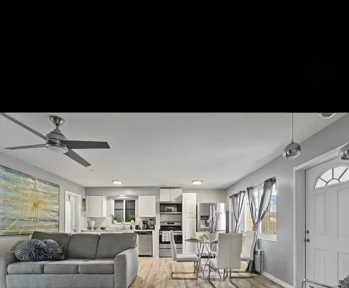 420 SE 9th Ct — Photo 9