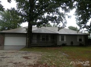 800 N Washington Ave, Strafford, MO 65757