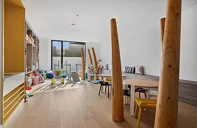 Rented by Nest Seekers International