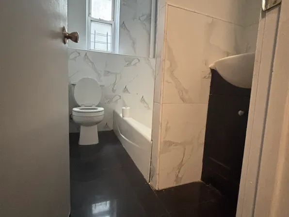 733 Hinsdale Street image 4 of 4