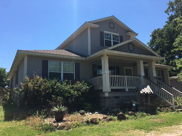 1st image of 215 Seabreeze Dr