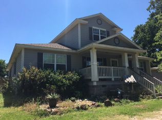 215 Seabreeze Dr, Gun Barrel City, TX 75156