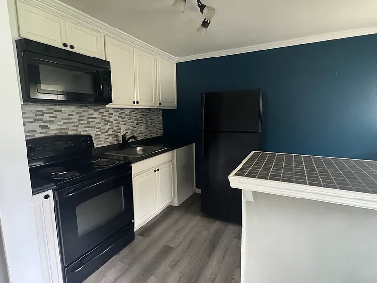 115 Eastern Ave #121 — Photo 3