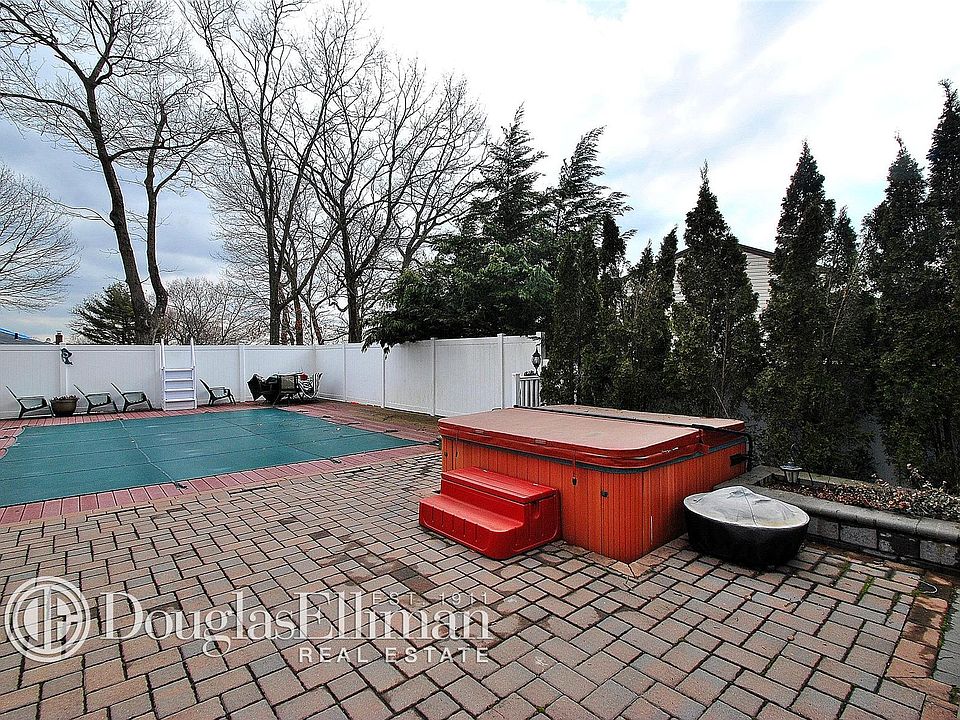 2nd image of 29 High Ridge Rd