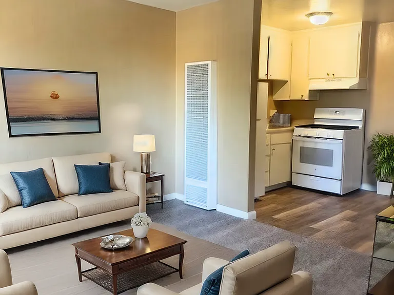 2433 Country Club Blvd — Photo 1