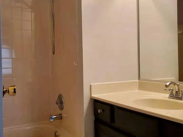 824 Flagler Dr — Photo 9