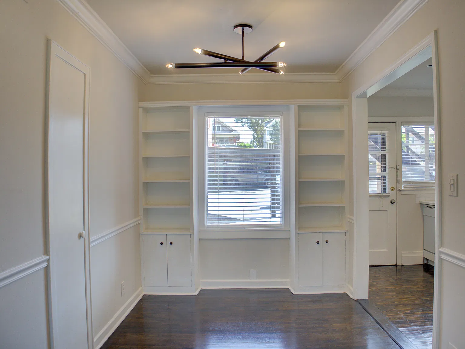 2 bed, 800 sqft, $1,300 — Photo 4