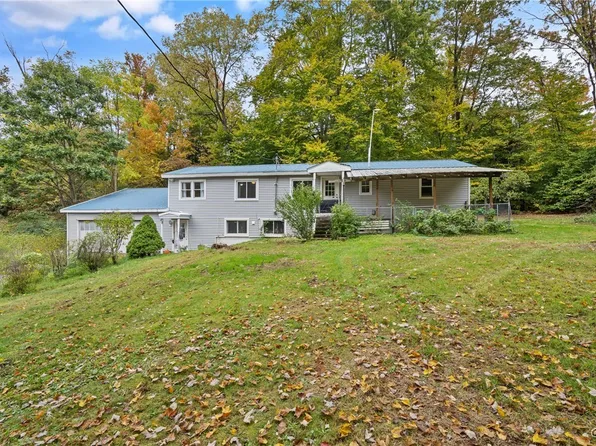 48 Evans Rd, Pennellville, NY 13132