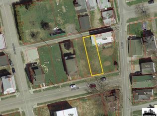 12th Ave, Huntington, WV 25701