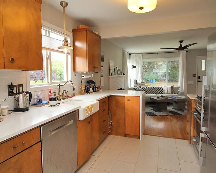 9706 N Van Houten Ave — Photo 11