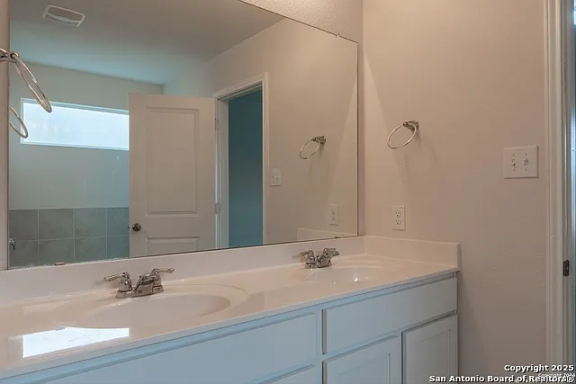 6847 Kingsley Edge — Photo 16