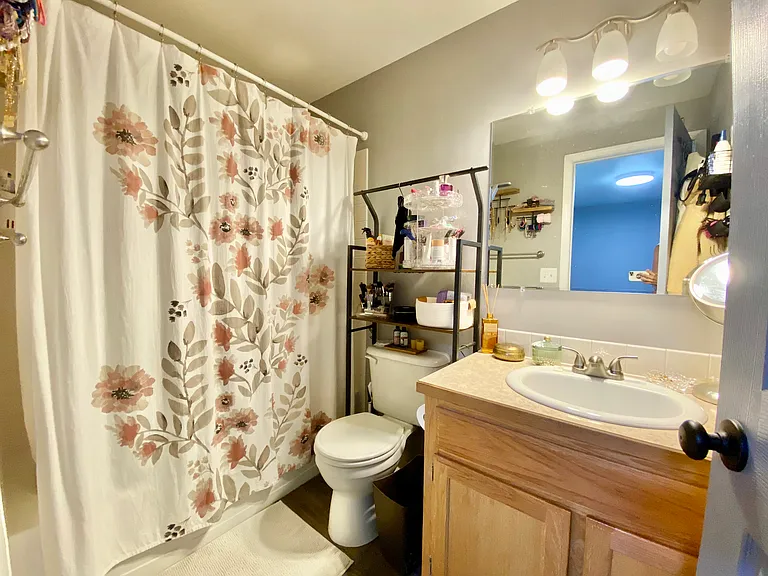 2226 S 66th Ave — Photo 13
