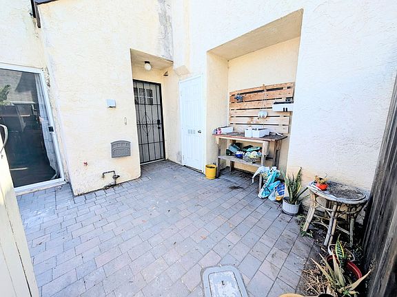 2nd image of 3410 39th St #B