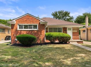 23040 Marlow St, Oak Park, MI 48237
