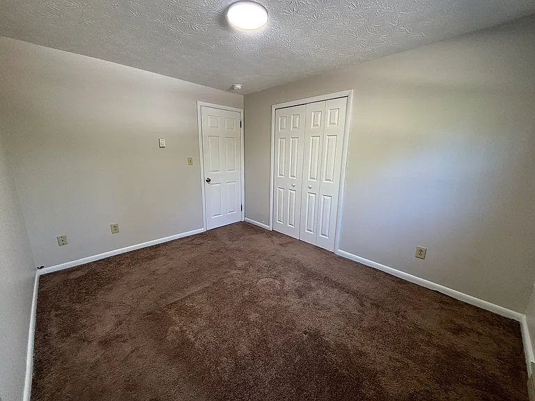 4813 Sardis Rd #9 — Photo 8