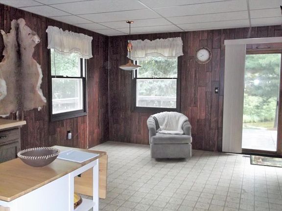 3rd image of 10190 Sturgis Dr