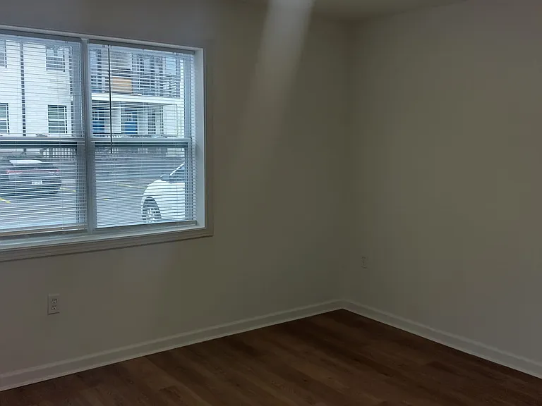 1425 Joseph E Boone Blvd NW #A104 — Photo 10