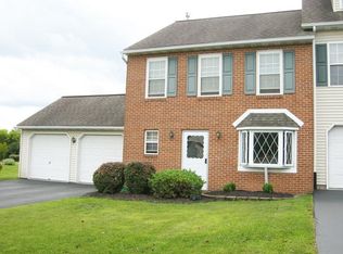 13 Grouse Dr, Denver, PA 17517