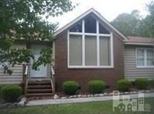 1863 Loganberry Rd, Wilmington, NC 28405