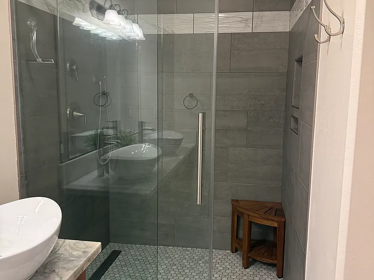 Master Bath Shower with Rain head
