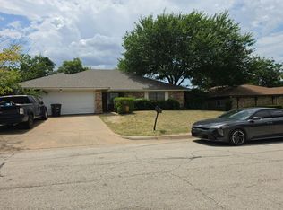 6400 Brookhaven Trl, Fort Worth, TX 76133