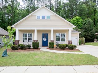 213 Hampton Dr, Calera, AL 35040