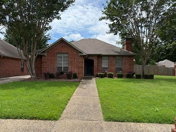 2nd image of 1965 Payne Ln