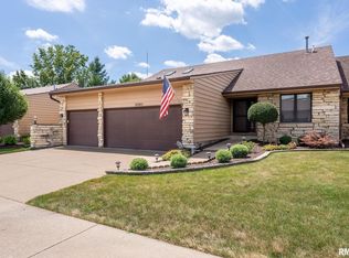 3351 E Ridge Dr, Bettendorf, IA 52722