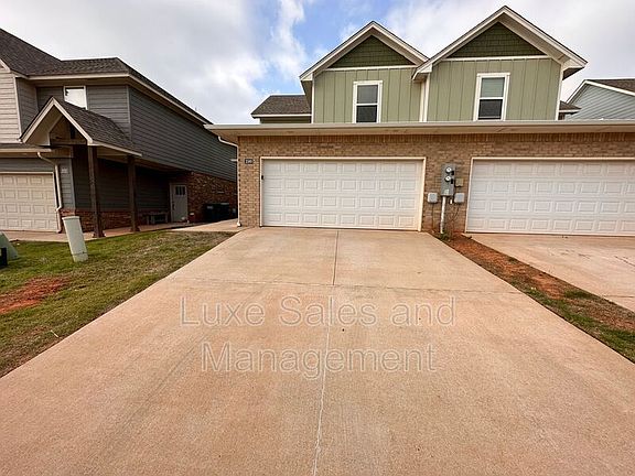 2nd image of 2180 Camino Del Plaza Ln