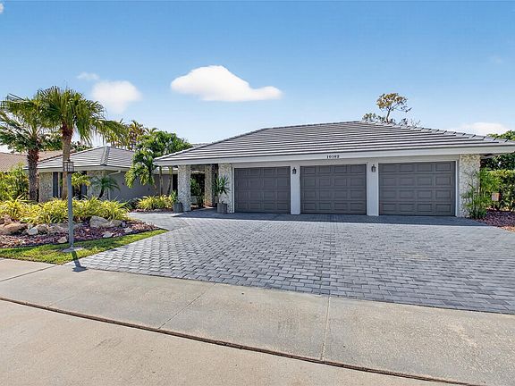 3rd image of 10182 Boca Woods Lane