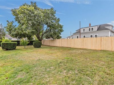 100 Carman St, Cranston, RI, 02910
