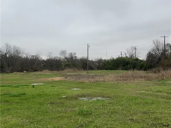 322 Falls St, Marlin, TX 76661