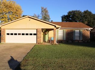 9755 Monticello Dr, Shreveport, LA 71118